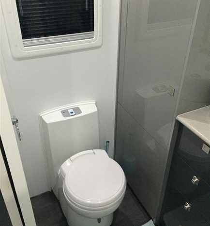 
								2016 Jaeger Dreamlander Caravan full									