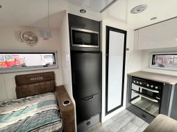 
										2023 Highline Wombat full									