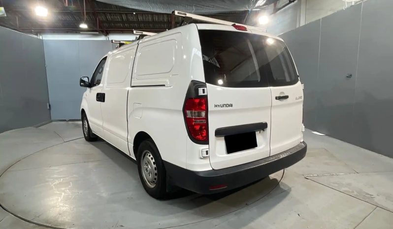 
								2020 Hyundai iLoad full									