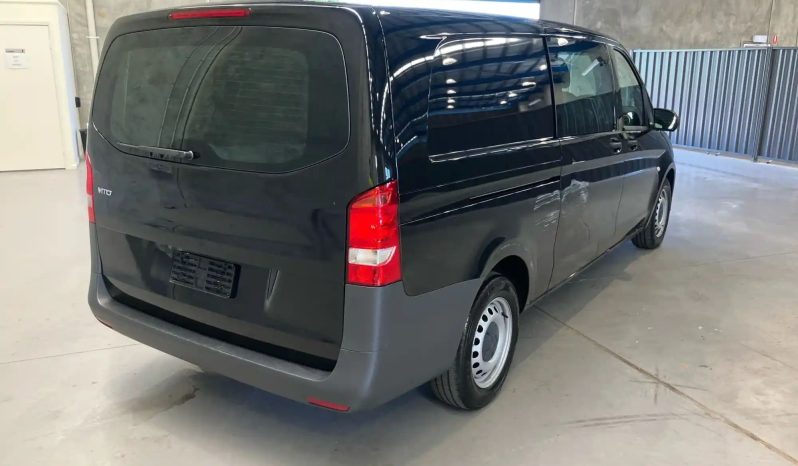 
								2020 Mercedes-Benz Vito full									